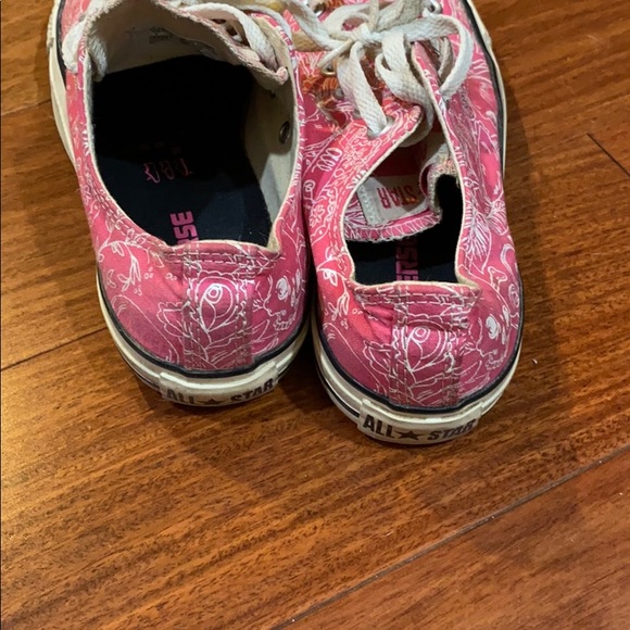 Converse - Picture 3 of 5